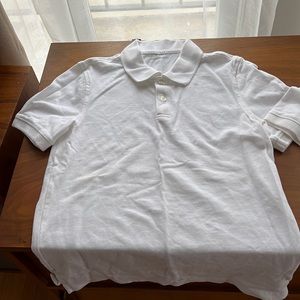 Amazon Essentials Boys' Uniform Short-Sleeve Pique Polo Shirt. White Size Large